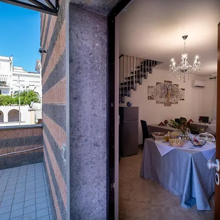 La casa di Lally-3